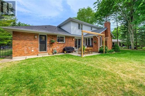 1603 Holden Drive, Sarnia, ON - Outdoor