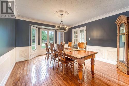 1603 Holden Drive, Sarnia, ON - Indoor Photo Showing Dining Room