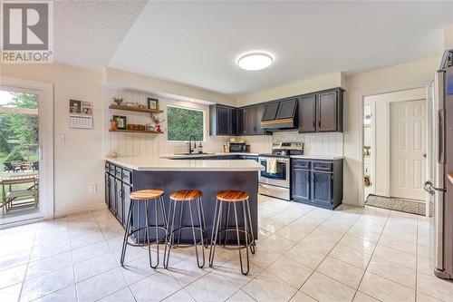 1603 Holden Drive, Sarnia, ON - Indoor Photo Showing Kitchen