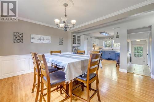 6730 O'Banwell Street, Plympton-Wyoming, ON - Indoor Photo Showing Dining Room