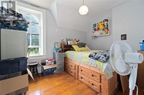 3368 London Line, Plympton-Wyoming, ON - Indoor Photo Showing Bedroom