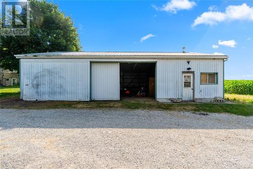 3368 London Line, Plympton-Wyoming, ON - Outdoor