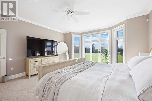 1496 Blackwell Road, Sarnia, ON - Indoor Photo Showing Bedroom