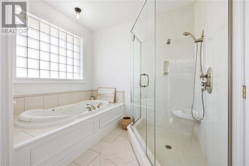 1496 Blackwell Road, Sarnia, ON - Indoor Photo Showing Bathroom