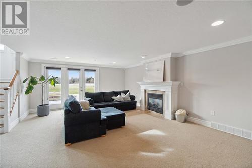 1496 Blackwell Road, Sarnia, ON - Indoor Photo Showing Living Room With Fireplace