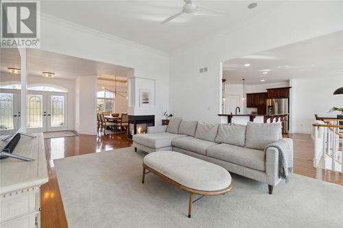 1496 Blackwell Road, Sarnia, ON - Indoor Photo Showing Living Room