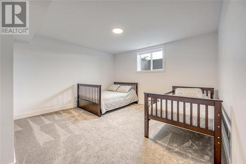 3765 Queen Street, Plympton-Wyoming, ON - Indoor Photo Showing Bedroom