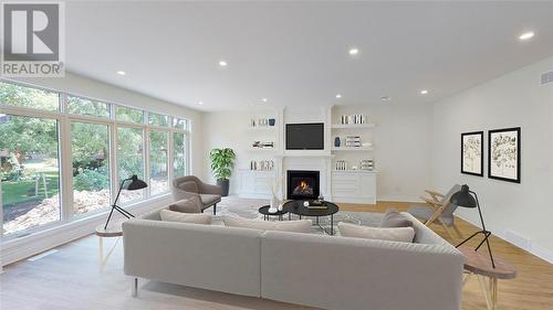 485 Julianna Court, Plympton-Wyoming, ON - Indoor Photo Showing Living Room With Fireplace