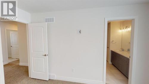 639 Ketter Way, Plympton-Wyoming, ON - Indoor Photo Showing Other Room