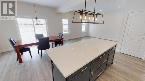 639 Ketter Way, Plympton-Wyoming, ON - Indoor Photo Showing Dining Room