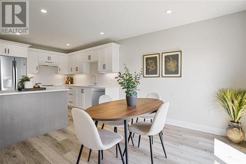 483 Huron Street, Plympton-Wyoming, ON - Indoor Photo Showing Dining Room