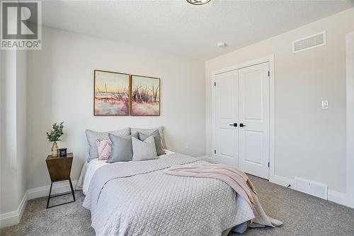 483 Huron Street, Plympton-Wyoming, ON - Indoor Photo Showing Bedroom