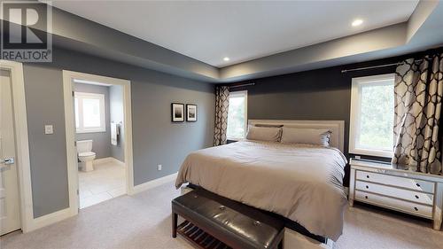 481 Huron Street, Plympton-Wyoming, ON - Indoor Photo Showing Bedroom