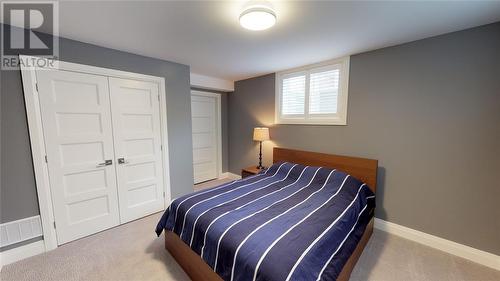 481 Huron Street, Plympton-Wyoming, ON - Indoor Photo Showing Bedroom