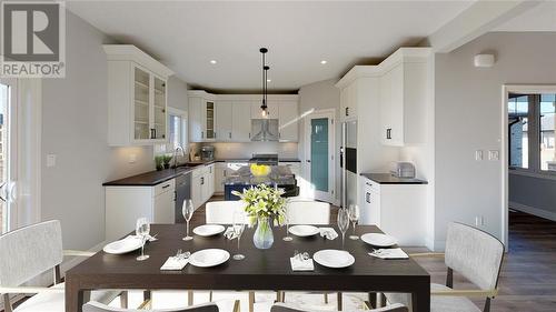 646 Ketter Way, Plympton-Wyoming, ON - Indoor Photo Showing Dining Room