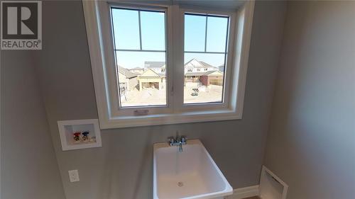 646 Ketter Way, Plympton-Wyoming, ON - Indoor Photo Showing Bathroom