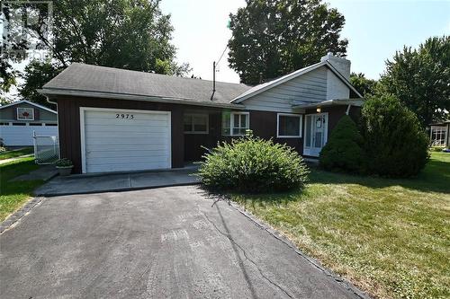 2975 Old Lakeshore Road, Sarnia, ON - Outdoor