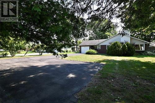 2975 Old Lakeshore Road, Sarnia, ON - Outdoor