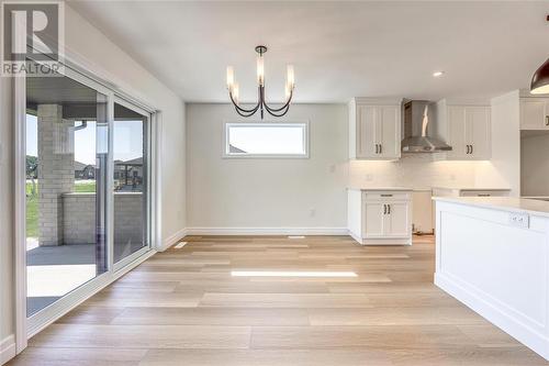 3595 Paul Crescent, Plympton-Wyoming, ON - Indoor Photo Showing Kitchen