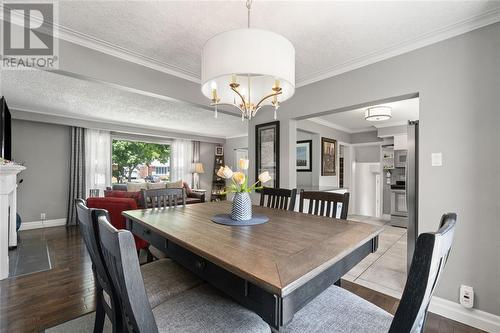 895 Kemsley Drive, Sarnia, ON - Indoor Photo Showing Dining Room