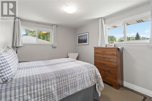 895 Kemsley Drive, Sarnia, ON - Indoor Photo Showing Bedroom