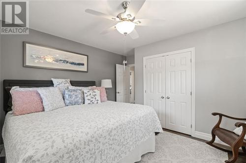 895 Kemsley Drive, Sarnia, ON - Indoor Photo Showing Bedroom