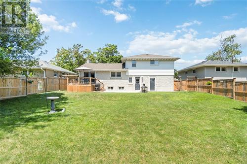 895 Kemsley Drive, Sarnia, ON - Outdoor With Deck Patio Veranda With Backyard With Exterior