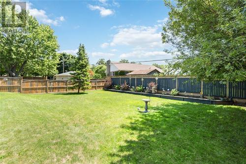 895 Kemsley Drive, Sarnia, ON - Outdoor With Deck Patio Veranda With Backyard