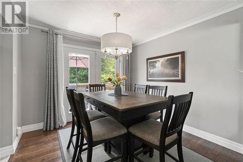 895 Kemsley Drive, Sarnia, ON - Indoor Photo Showing Dining Room