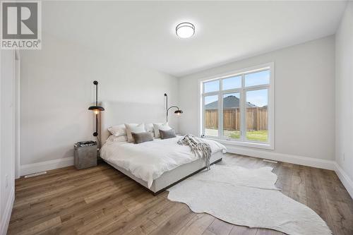 237 Nicholas Street, Sarnia, ON - Indoor Photo Showing Bedroom