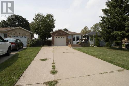 1301 Thistledown Avenue, Sarnia, ON 