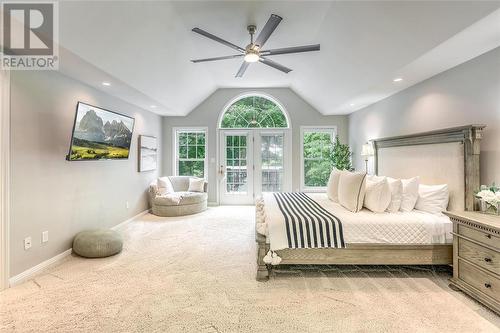 7392 Ivy Lane, Plympton-Wyoming, ON - Indoor Photo Showing Bedroom