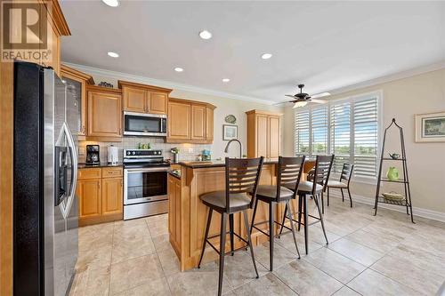 350 Front Street North Unit# 606, Sarnia, ON - Indoor Photo Showing Kitchen