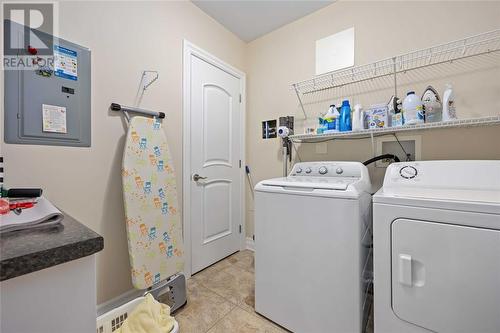 350 Front Street North Unit# 606, Sarnia, ON - Indoor Photo Showing Laundry Room