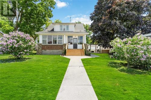 613 Broadway Street, Plympton-Wyoming, ON - Outdoor With Facade