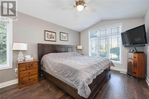 322 Sawgrass Place, Sarnia, ON - Indoor Photo Showing Bedroom