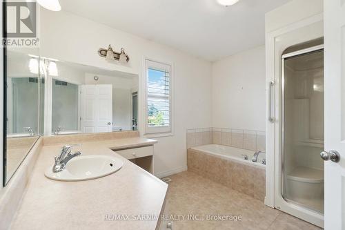 123 Macnab Street, Lambton Shores (Forest), ON - Indoor Photo Showing Bathroom