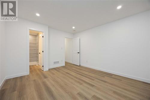 1552 Melwood Drive, St Clair, ON - Indoor Photo Showing Other Room