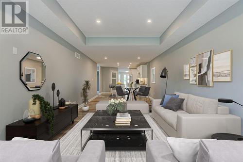 483 Main Street, Plympton-Wyoming, ON - Indoor Photo Showing Living Room