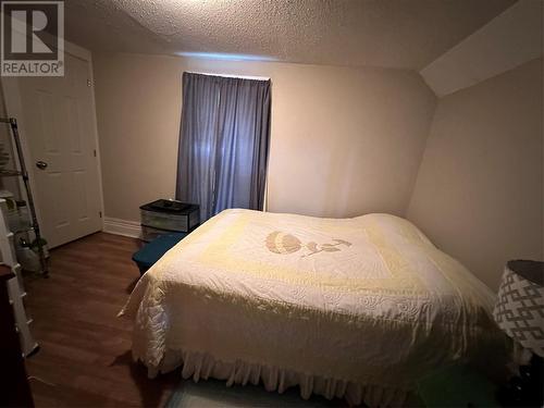 273 Vidal Street North, Sarnia, ON - Indoor Photo Showing Bedroom