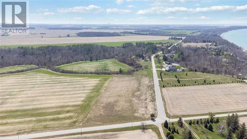 8160 Hillsboro Road, Plympton-Wyoming, ON 