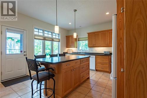 7359 Blue Point Bay Path, Plympton-Wyoming, ON - Indoor Photo Showing Kitchen