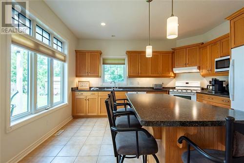 7359 Blue Point Bay Path, Plympton-Wyoming, ON - Indoor Photo Showing Kitchen