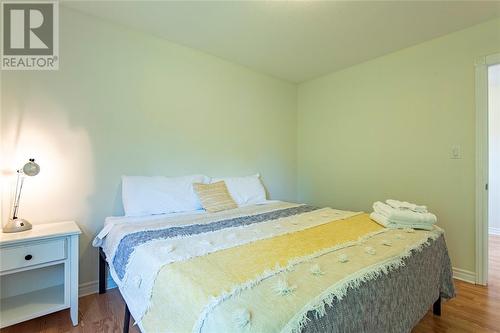 7359 Blue Point Bay Path, Plympton-Wyoming, ON - Indoor Photo Showing Bedroom