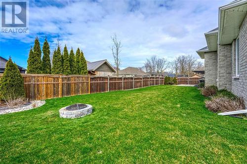 7122 Muskoka Trail, Plympton-Wyoming, ON - Outdoor With Backyard