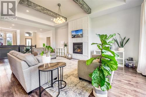 7122 Muskoka Trail, Plympton-Wyoming, ON - Indoor Photo Showing Living Room With Fireplace