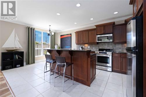 350 Front Street North Unit# 303, Sarnia, ON - Indoor Photo Showing Kitchen