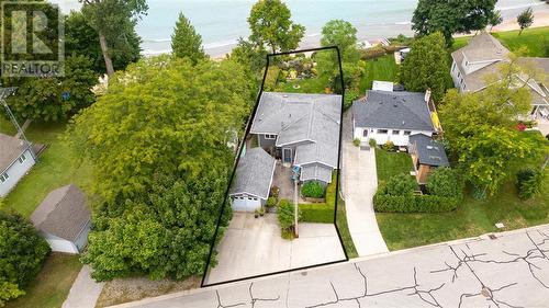 3094 Lakeview Avenue, Plympton-Wyoming, ON - Outdoor With View