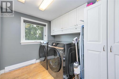 4253 Egremont Road, Plympton-Wyoming, ON - Indoor Photo Showing Laundry Room