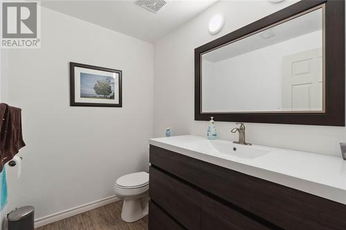 8 Red Leaf Lane, Ridgetown, ON - Indoor Photo Showing Bathroom